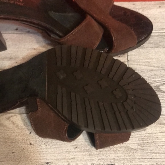 DONALD PLINER BROWN LEATHER 7.5 - Picture 5 of 6